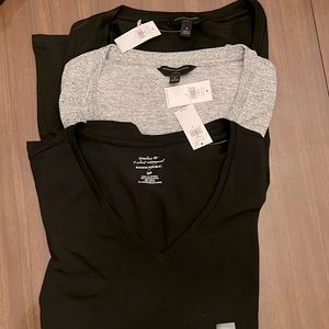 Banana Republic lot of three T Shirts